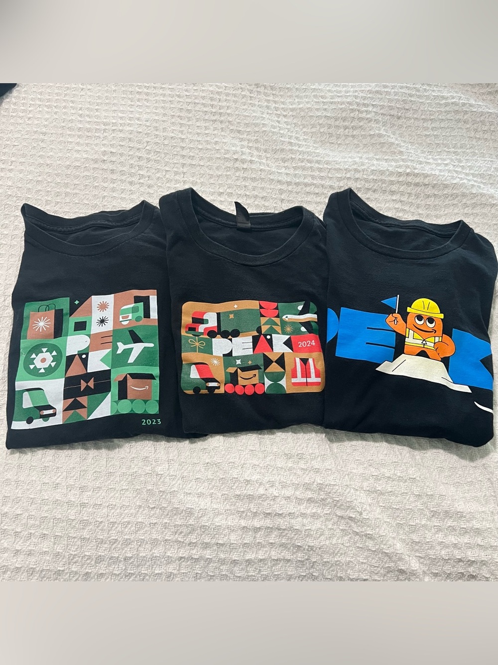 2023-2025 Amazon Peak Employee T-Shirt Lot-Annual Peak Event Tees Size Large
Red